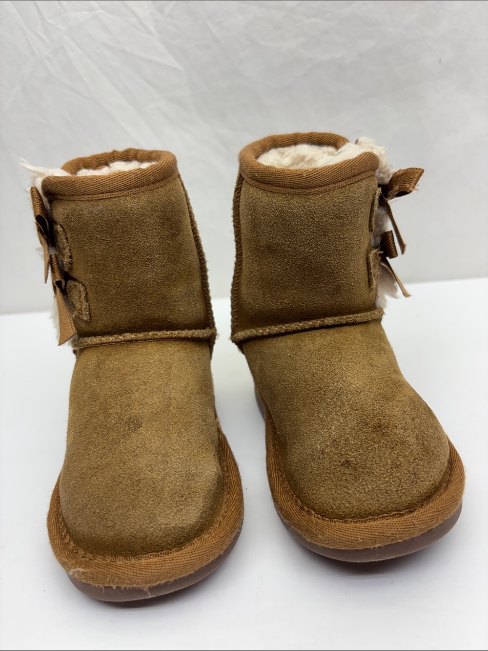 Koolaburra by Ugg Faux Suede Shearling-Lined Boots, size 6 for baby, box 74